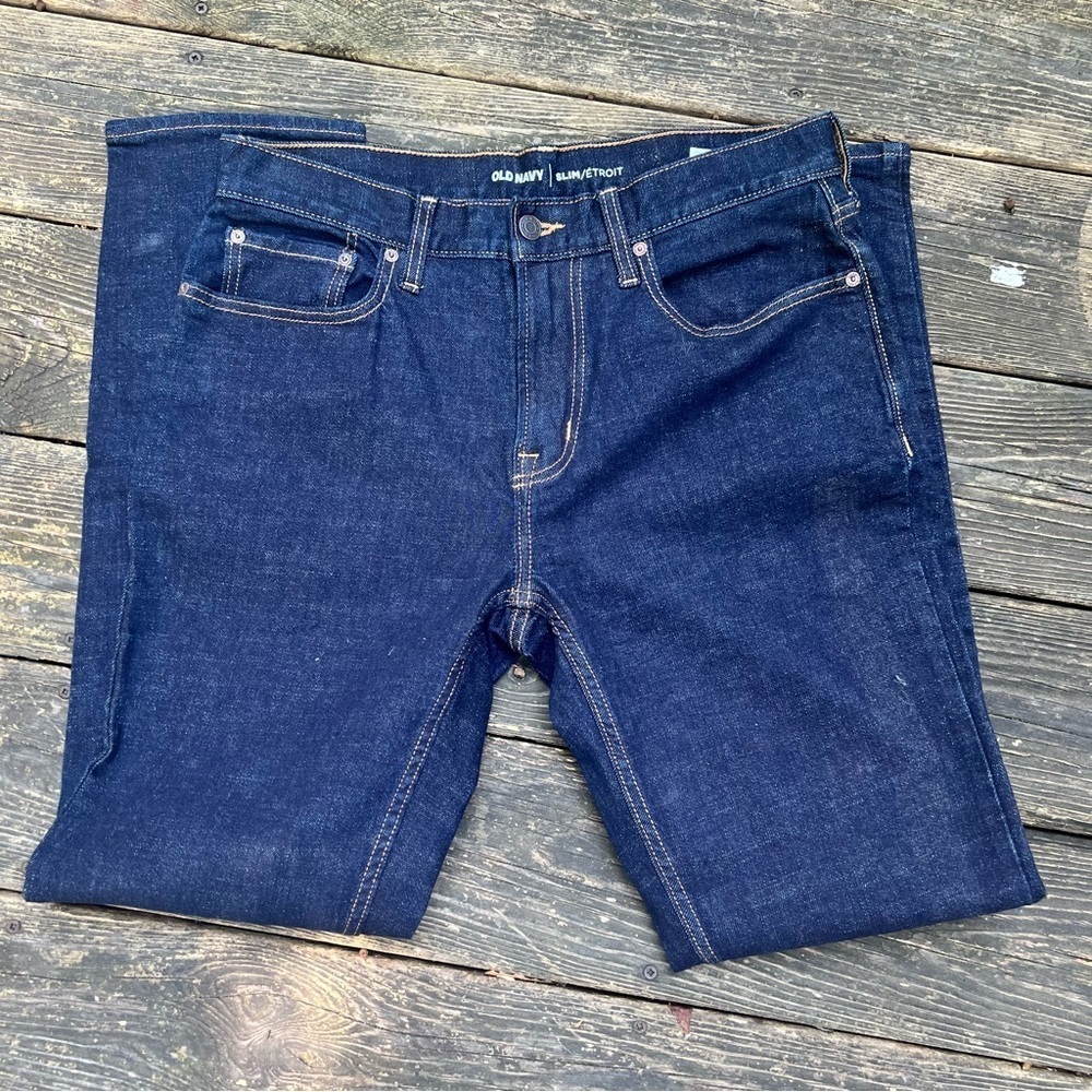 Old navy jeans - Picture 3 of 10